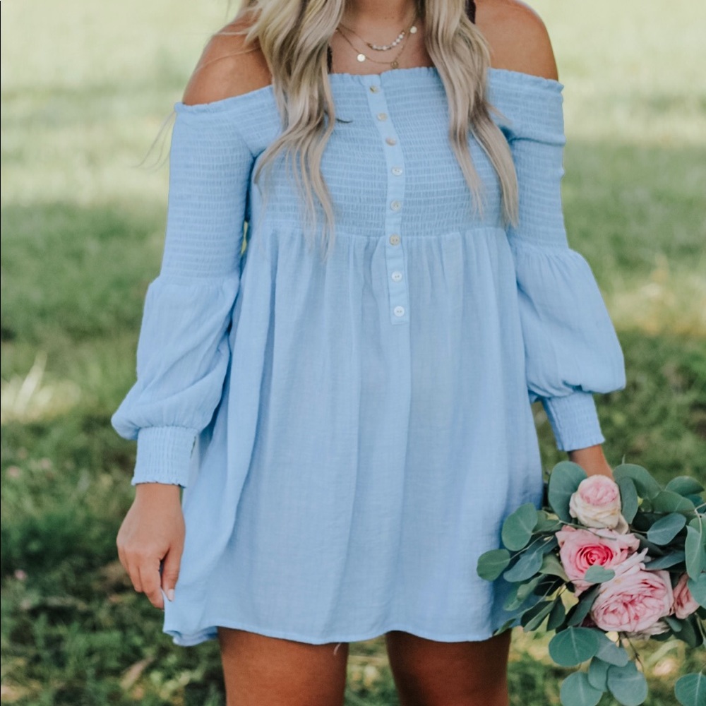Blue dress